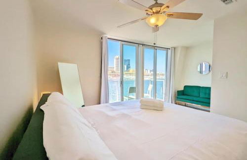 Bayfront AC-Insane Views! Luxury Escape on the Bay - Foto 33