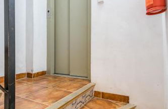 Travel Habitat Plaza de la Virgen - Photo 19