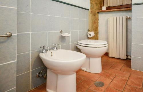 Stunning Holiday Home in Umbria With Jacuzzi - Foto 32