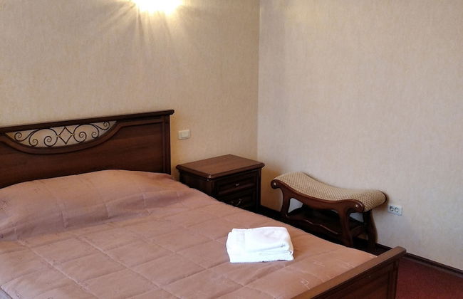 VIZIT Guesthouse - Photo 25