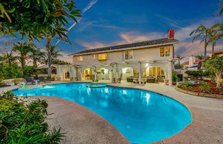 Luxury Home 5 Bedrooms with Private Pool Near Huntington Beach - Foto 1