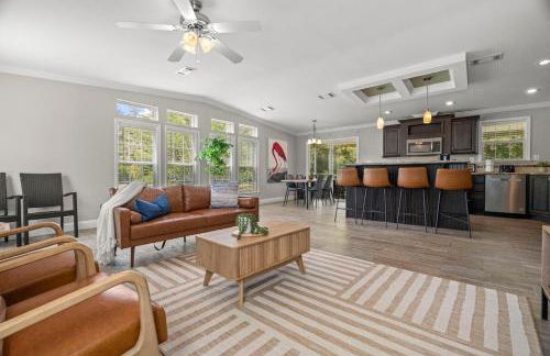 Modern Home On Gated 4 Acre plus Nature Sanctuary - Foto 1