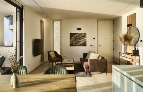 SalvatoreHomes - Luxurious Dreamview Waterfront Apartment in Torri del Benaco with Pool - Casa Azura - a 5 Star Luxury Collection at Lake Garda - Foto 7