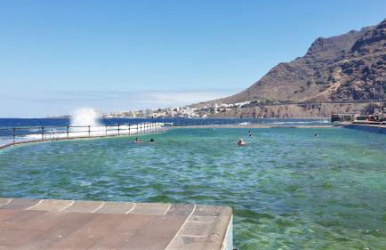 1st line sea view 3 rooms apartment in Tenerife 92m2 - Foto 2