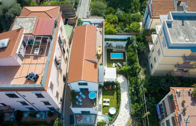 Luxury Apartment with Garden and Pool - Foto 38