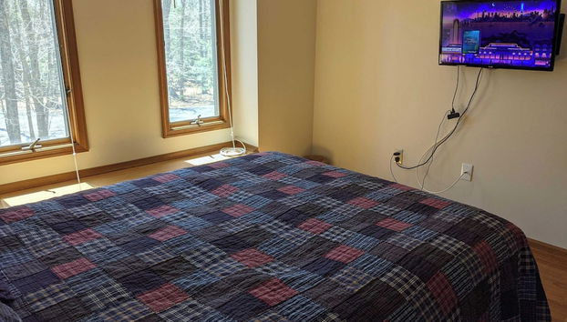 Mountain Memories by Avantstay Hot Tub Enclosed Deck, Large Yard w/ Fire Pit - Foto 3, Quarto