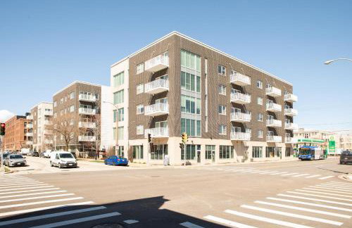 Walker's Point Studio with Gym and Balcony - Foto 19