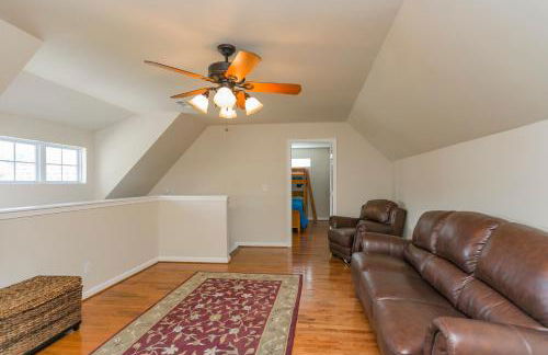 Huge Home For Groups Near Downtown - Foto 37