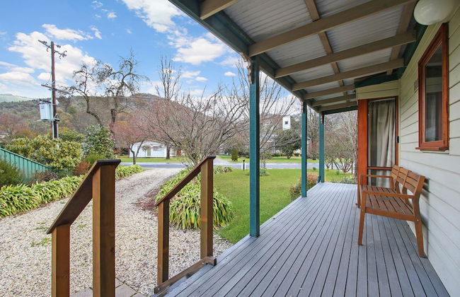 R & R in Bright - Short walk to town - Foto 10