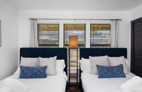 Off Grid Mountaintop Paradise Pool Spa and Games - Foto 2