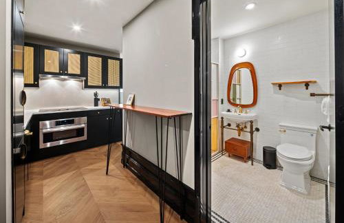 Freeman 802 by Rove Travel - 1BRCondo with Shared Amenities - Foto 8