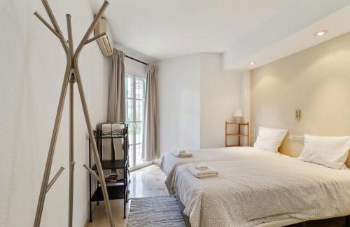 Matchroom Country Club Resort - Photo 12