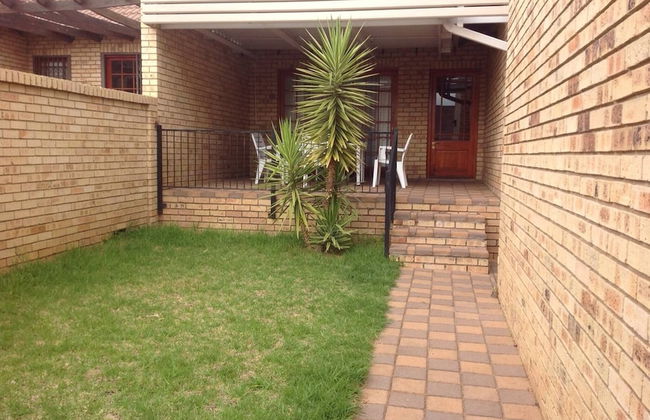 Fully Furnished Pentagon Park - Foto 10