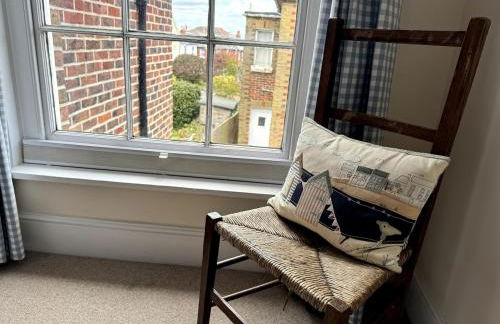 Gulls, charming seaside cottage, centrally located - Photo 24