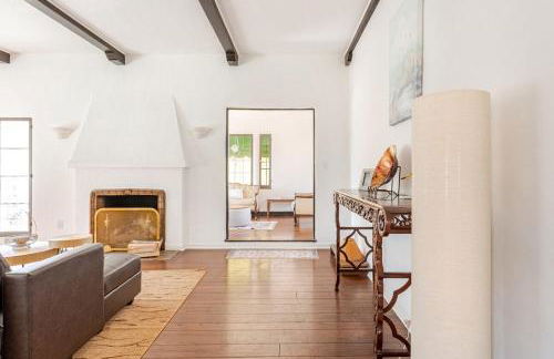 Cozy 3-Bedroom Home in K-town Los Angeles - Foto 13