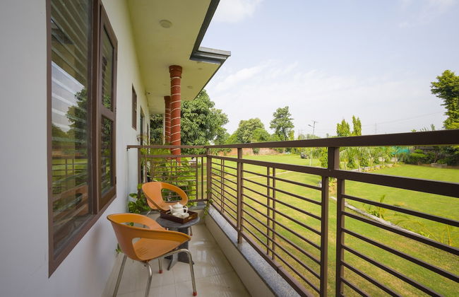 Alaya Stays 5 BHK Pet friendly with pvt pool - Ashirwad Farms - Foto 24