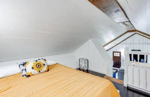 Cozy Tiny House Bungalow 7 Blocks from Campus - Foto 10