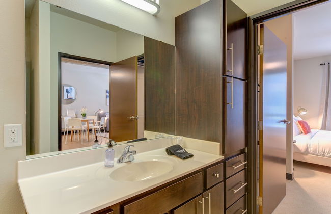 Kasa Westown Milwaukee - Photo 38