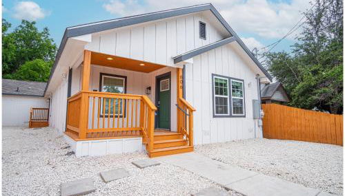 Spacious Delightful 4 BR/ 3 BA Close to Downtown - Foto 2