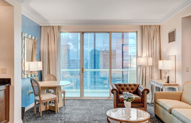 Lucky Gem Penthouse Suites at Signature - Foto 12