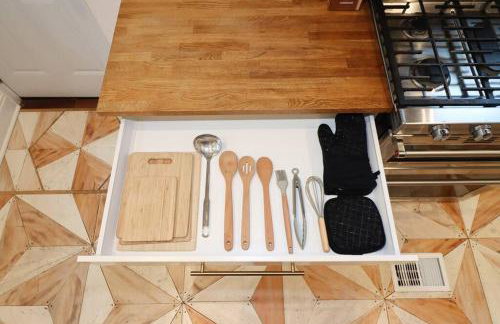 Modern Midtown Getaway - Luxury Chic Unit ✧ - Foto 49