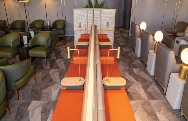 Plaza Premium Lounge at Jomo Kenyatta International Airport- T1D International Departures - Foto 2