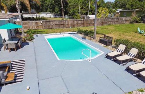 Tropical Retreat with Heated Pool & Firepit - Foto 40