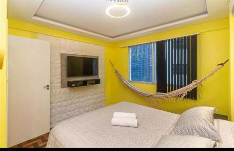 Apê Beira Mar Balneário Camboriú Pé na Areia próximo a Roda gigante Com Churrasqueira e garagem de fácil acesso poucos metros do Mundial de Beach tennis - Foto 5