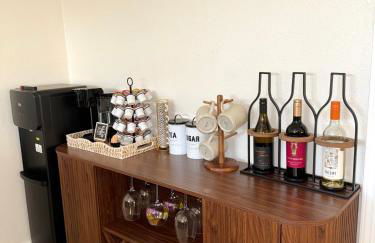 Beach Paradise- 4 min walk from beach - Foto 17