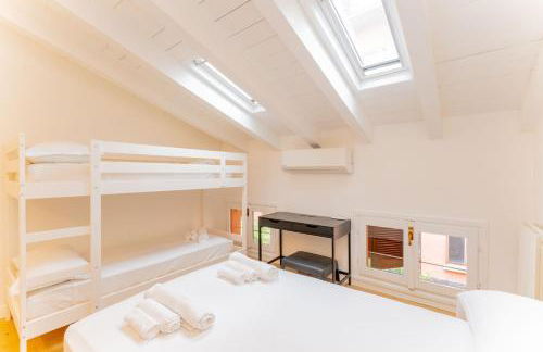 New Exclusive Apartment FONDAZIONE PRADA Tram to Duomo - Foto 8