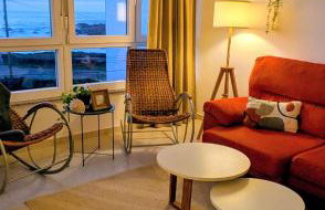 Apartamento moderno con terraza y chimenea, vistas al mar, 6 personas, Saúde Doce - Foto 1