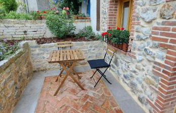 El patio, apartamento en casco histórico con vistas a la iglesia - Photo 26