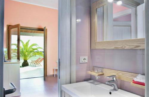 Residence with private beach in Bosa Marina just 100 meters from the sea - Foto 21