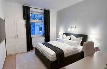 Modern City apt. -with 2 TV, Netflix and work desk - Foto 3