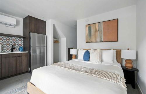 Kerns 6BR - New Spanish Style Group Stay - Photo 57