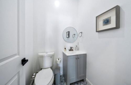 NYC Skyline Views • Near Times Sq • Rooftop Deck - Foto 18