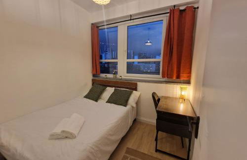 Modern 2 bedroom 2 Bathroom Flat, Free Parking in Woolwich - Foto 9