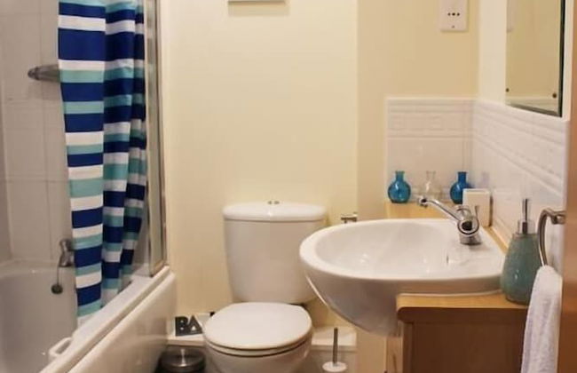 Glover Apartment - Photo 23