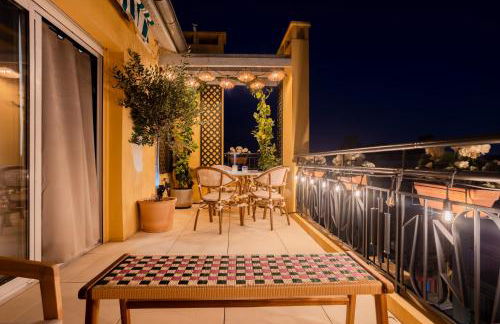 Luxurious penthouse, 2 bedroom suites, 3 spacious terraces, gorgeous views of mountains and sea, - Foto 39