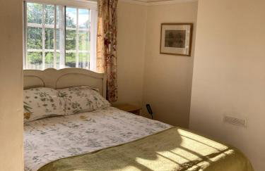 Country cottage overlooking fields with garden room - Foto 23