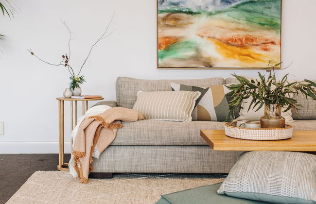 Mansi on Raymond - Photo 39