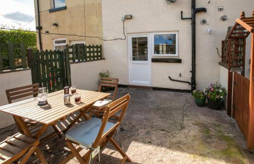 Charming terraced cottage close to Alton Towers - Foto 10