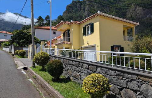 GuestReady - Tranquil Spot in São Vicente - Foto 5