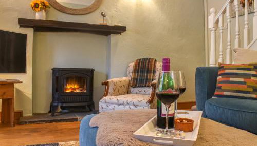 Granary Cottage - Photo 2