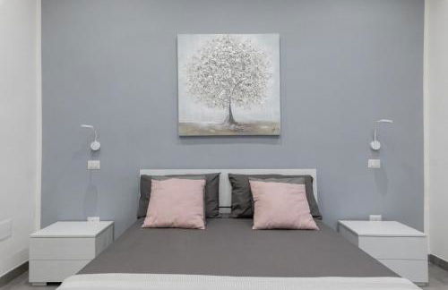 Dante Square - Photo 2