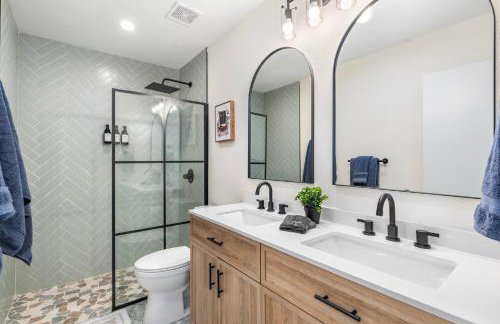 Walk to Old Town - Cozy Restored Cottage - Foto 32