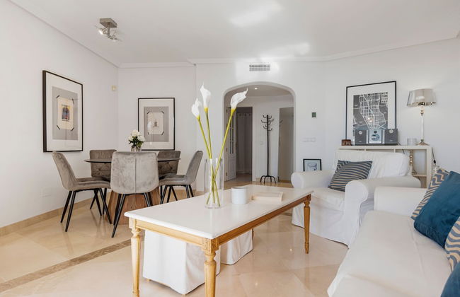 Los Arqueros Sunny Balcony With Pool - Ref M52 - Photo 15