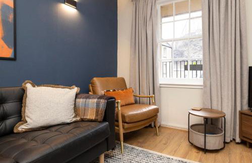 JOIVY Stylish Castle View Flat with Balcony - Foto 4