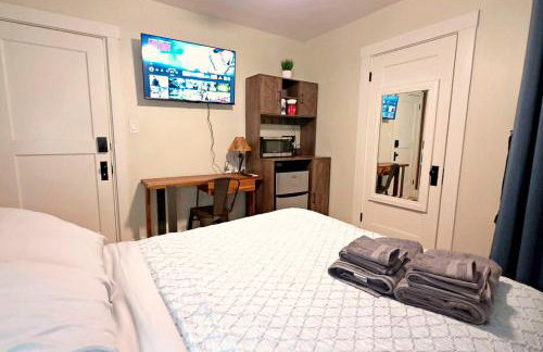 Downtown SJ Spanish Bungalows, 2BR Home, Studios and Private Rooms - Foto 27