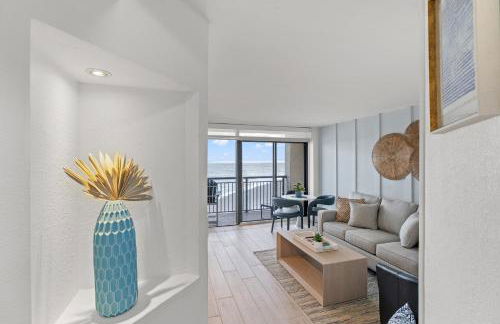 Modern Oceanfront 1 Bedroom Condo, Prime Location, Stunning Views at Beach Cove Resort - Foto 8